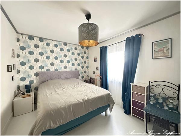 A vendre au centre de Landelles (28190) - longère rénovée de 165 m², 4 chambres, terrain clos de 900 m²