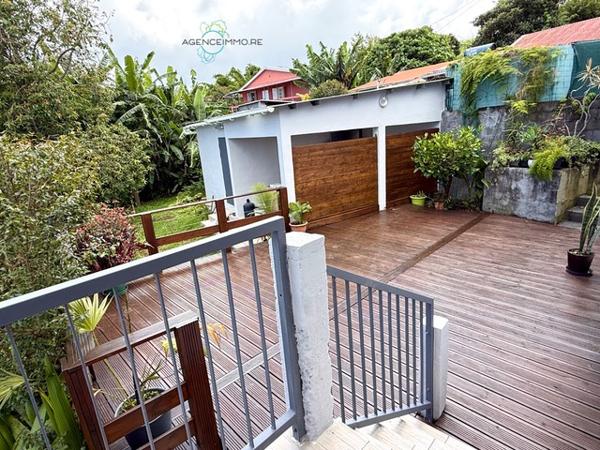 Villa F3 à Tan Rouge Saint Gilles les Hauts