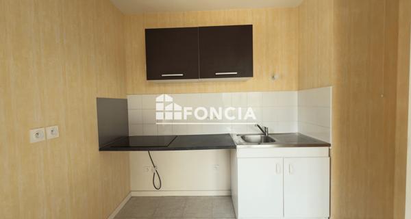 Location Appartement 2 pièces 39.01 m² - Saint-martin-le-vinoux 38950