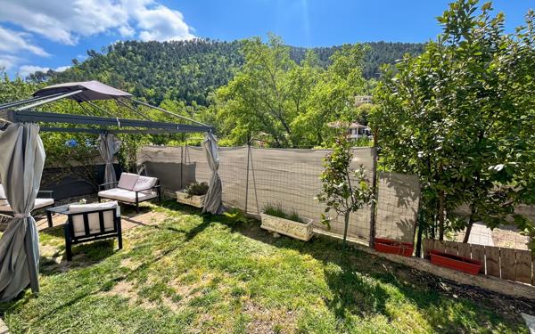 Appartement à vendre    3 pièces • 54 m2 L'Escarène