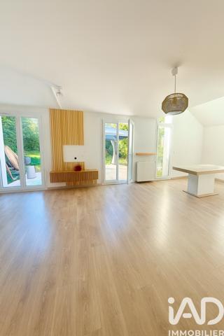 Maison à vendre 5 pièces 107 m² Jouy-le-Moutier