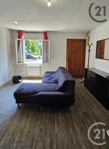 Immeuble à vendre  82 m2 LONGUEVILLE - 77