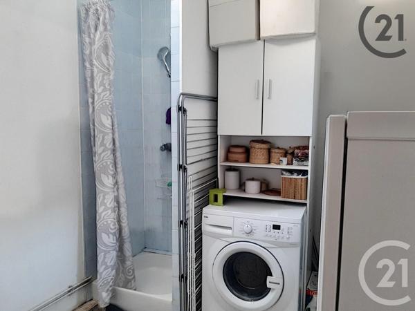 Immeuble à vendre  82 m2 LONGUEVILLE - 77