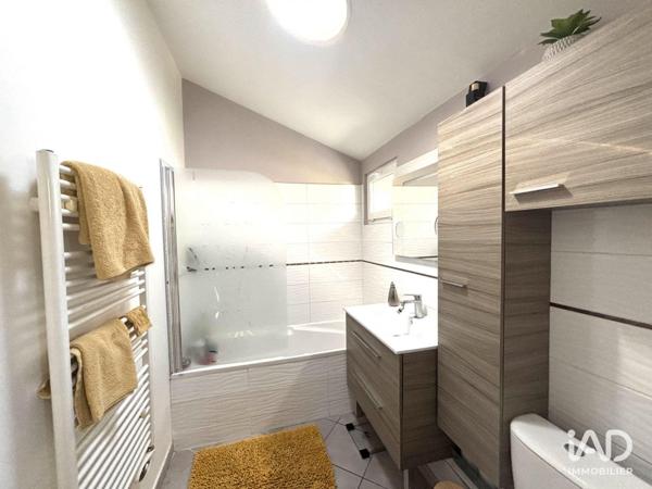 Appartement à vendre 3 pièces 64 m² Sassenage