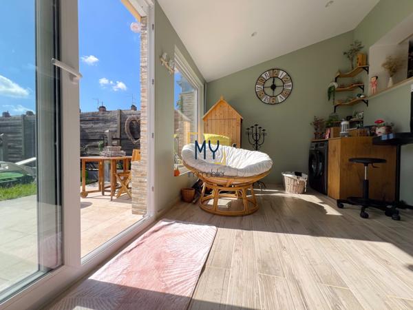 CHARMANTE MAISON BATÎR - CONQUERANTS