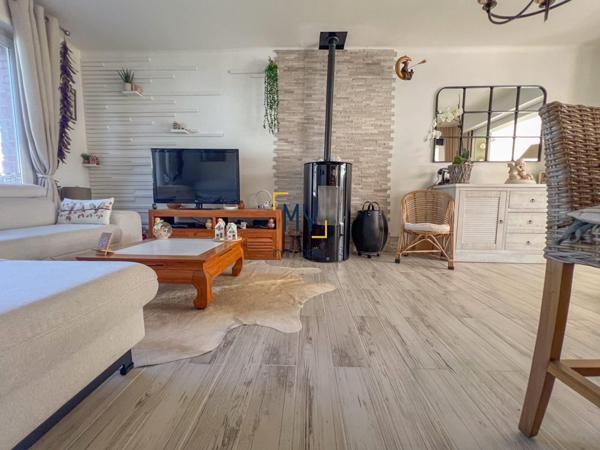 CHARMANTE MAISON BATÎR - CONQUERANTS