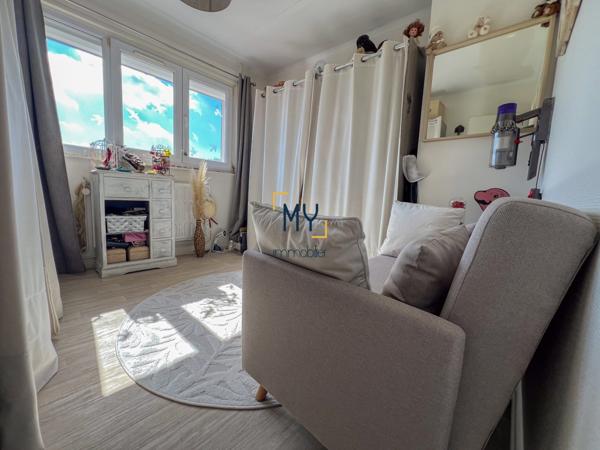 CHARMANTE MAISON BATÎR - CONQUERANTS