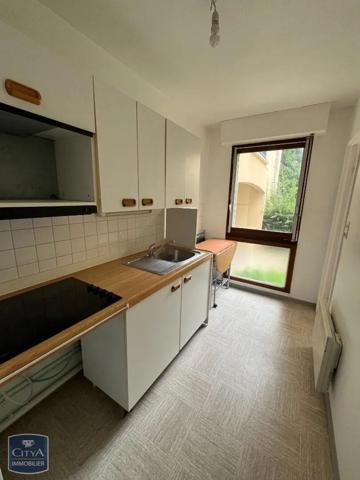 Appartement à louer 1 pièce 33.88m² Alençon (61000)