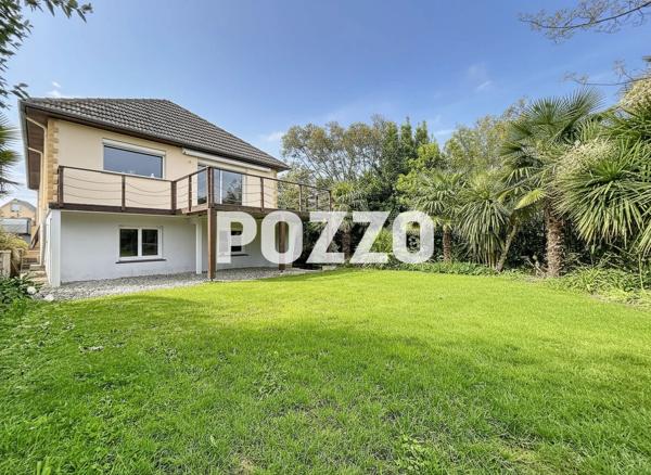 Maison Longueville 6 pièce(s) 123 m2 LONGUEVILLE
