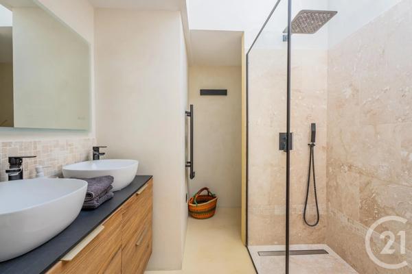 Appartement F4 à vendre  4 pièces - 85,41 m 2   NICE  - 06