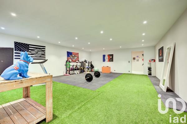 Maison à vendre 8 pièces 288 m² Le Castellet