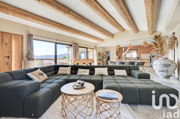 Maison à vendre 8 pièces 288 m² Le Castellet