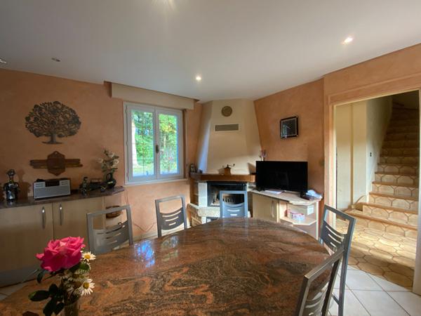 A VENDRE MAISON PROCHE DINAN // 4 CHAMBRES//VIE DE PLAIN PIED // PROCHE TOUS COMMERCES