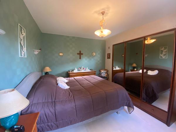 A VENDRE MAISON PROCHE DINAN // 4 CHAMBRES//VIE DE PLAIN PIED // PROCHE TOUS COMMERCES