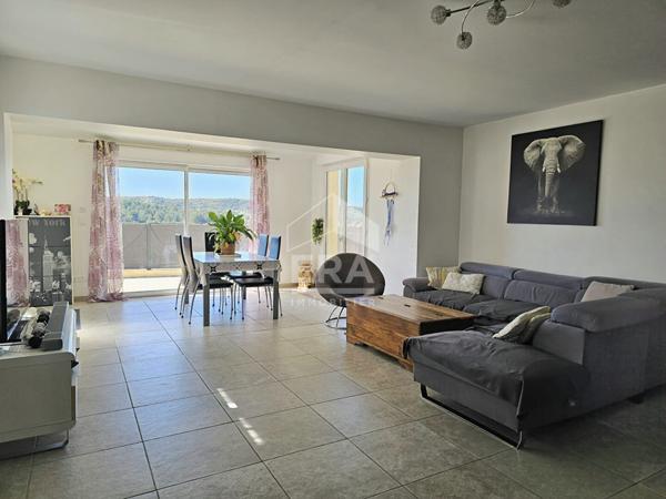 LANÇON-PROVENCE - Maison plain-pied de 85m² - Terrain de 680m² avec piscine