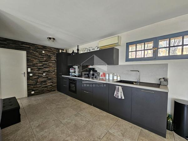 LANÇON-PROVENCE - Maison plain-pied de 85m² - Terrain de 680m² avec piscine