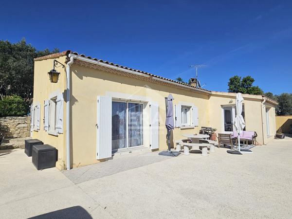LANÇON-PROVENCE - Maison plain-pied de 85m² - Terrain de 680m² avec piscine