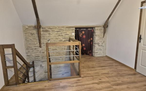 Maison à vendre    7 pièces • 190 m2 Saint-Gorgon