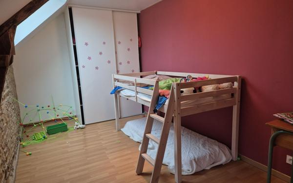 Maison à vendre    7 pièces • 190 m2 Saint-Gorgon