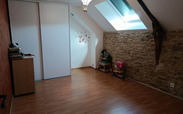 Maison à vendre    7 pièces • 190 m2 Saint-Gorgon