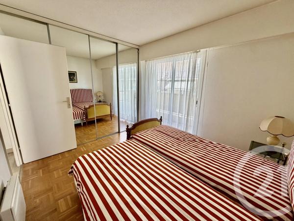 Appartement F3 à vendre  3 pièces - 71,20 m 2   LE CANNET  - 06
