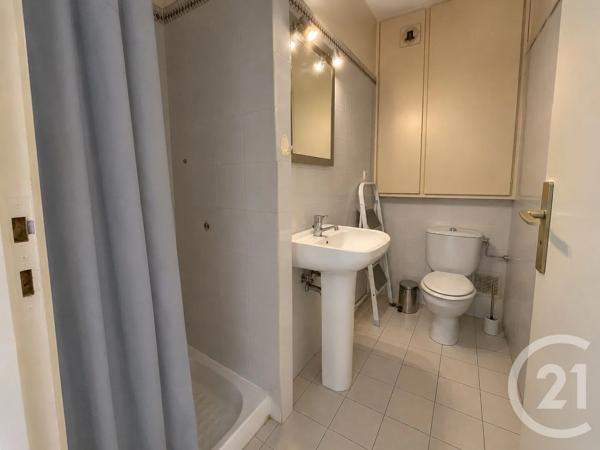 Appartement F3 à vendre  3 pièces - 71,20 m 2   LE CANNET  - 06