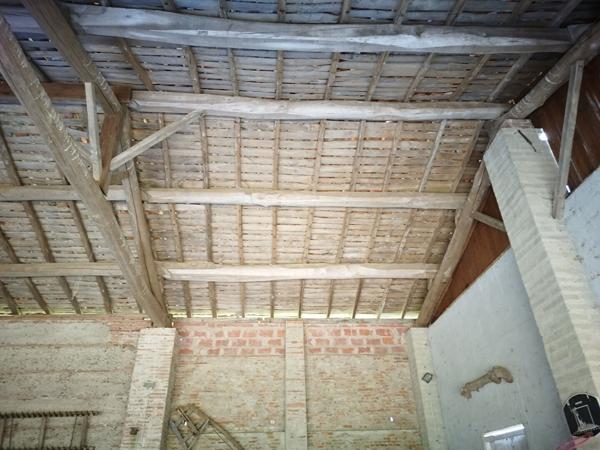 Ancienne ferme et ses dépendances avec 16ha Grisolles