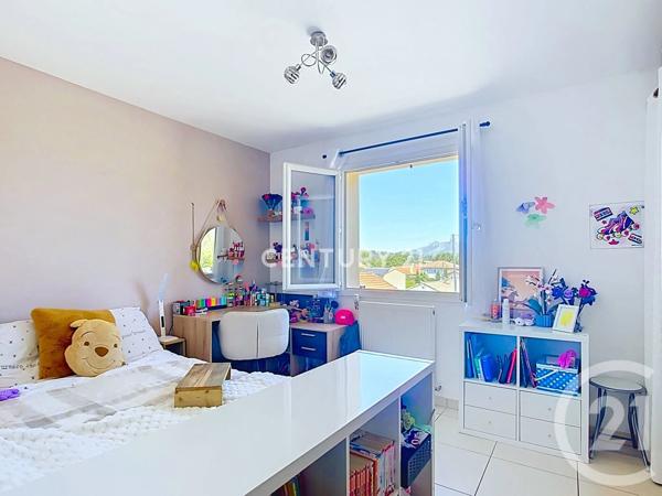 Maison à vendre  5 pièces - 110 m 2   AUBAGNE  - 13