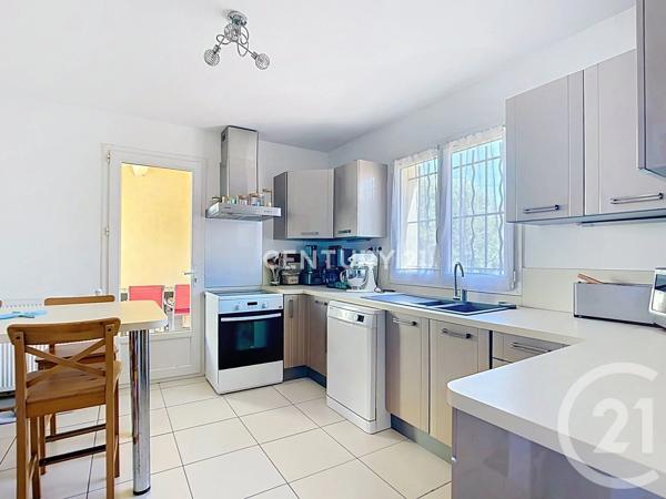 Maison à vendre  5 pièces - 110 m 2   AUBAGNE  - 13
