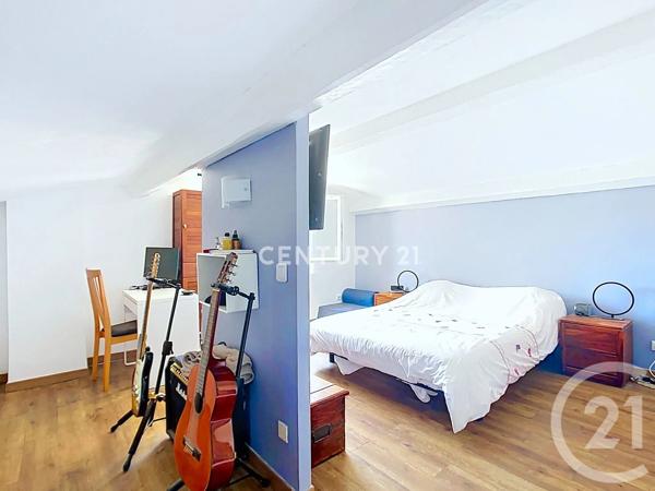 Maison à vendre  5 pièces - 110 m 2   AUBAGNE  - 13