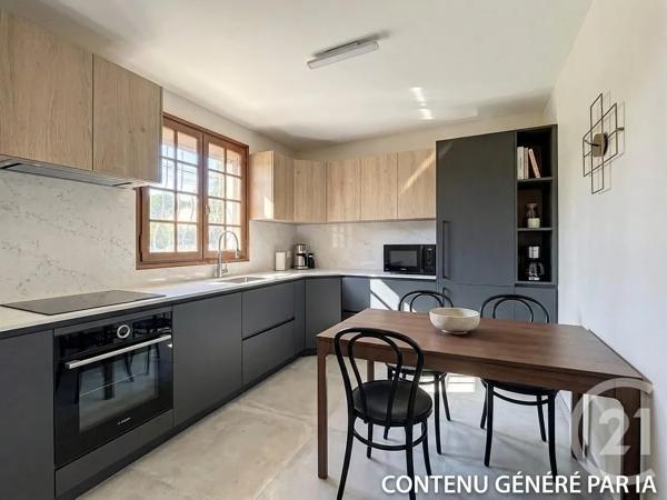 Maison à vendre  4 pièces - 94,29 m 2   ST RAPHAEL  - 83