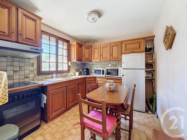 Maison à vendre  4 pièces - 94,29 m 2   ST RAPHAEL  - 83