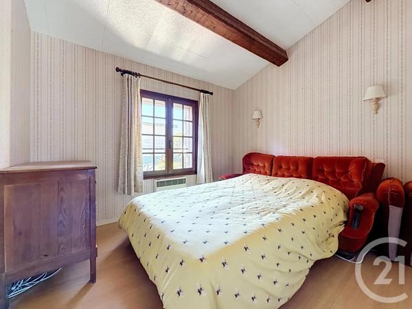 Maison à vendre  4 pièces - 94,29 m 2   ST RAPHAEL  - 83