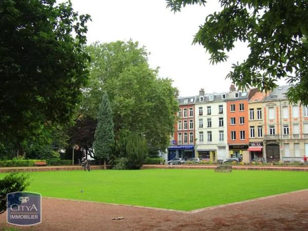 Appartement à louer 1 pièce 27.7m²