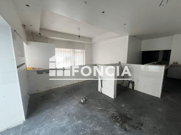 Location Local commercial 2 pièces 80 m² - 9 RUE DE L'ECOLE Perpignan 66000