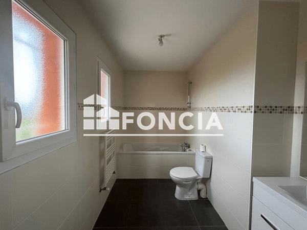 Location Maison 5 pièces 116.8 m² - DE MONTBEL Vourles 69390