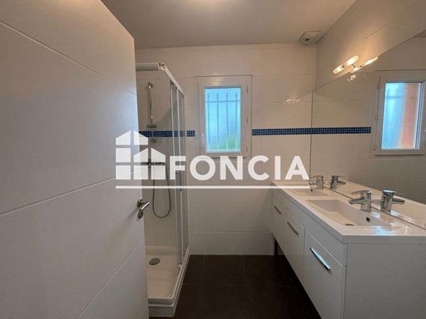 Location Maison 5 pièces 116.8 m² - DE MONTBEL Vourles 69390