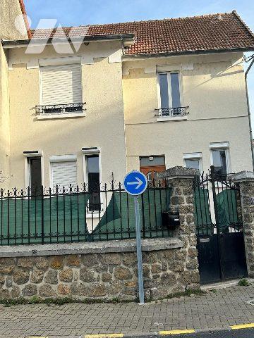 Très belle demeure à DORMANS