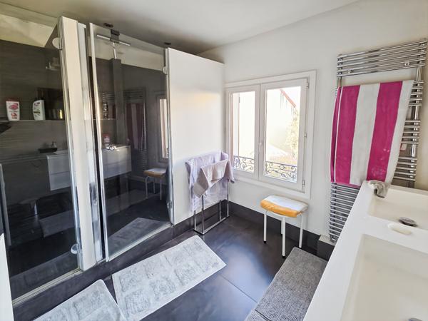 Maison L Hay Les Roses 5 pièce(s) 103 m2