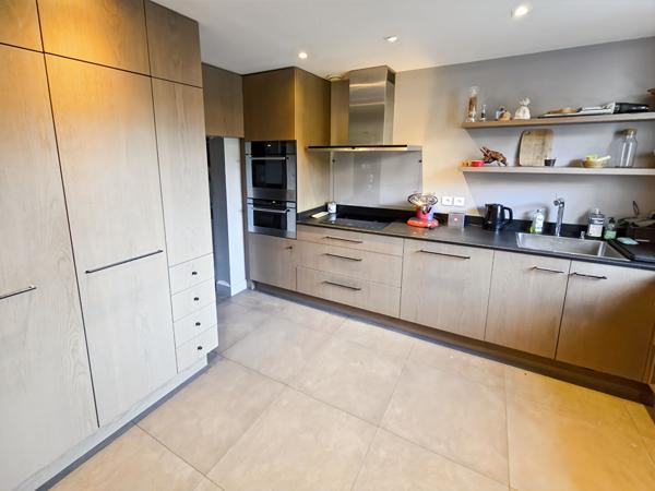 Maison L Hay Les Roses 5 pièce(s) 103 m2