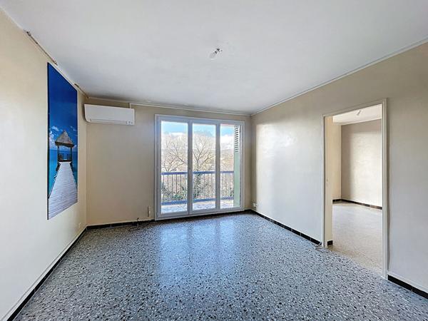 Appartement Manosque 3 pièces, balcon et cave