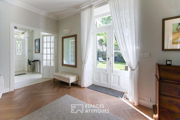 Maison bourgeoise du XIXème avec verrière et jardin en bord de mer