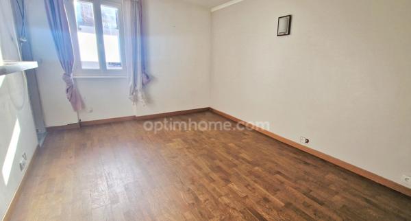 A 2 PAS DU PORT, MAISON T4 GARAGE TERRASSE!