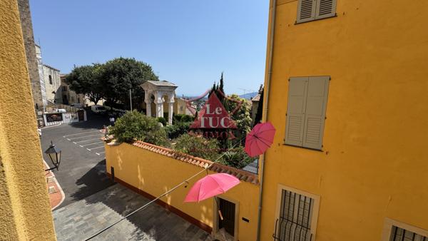 Grasse, À louer – Appartement meublé de charme avec mezzanine de 46 m2 avec mezzanine Grasse (06130)