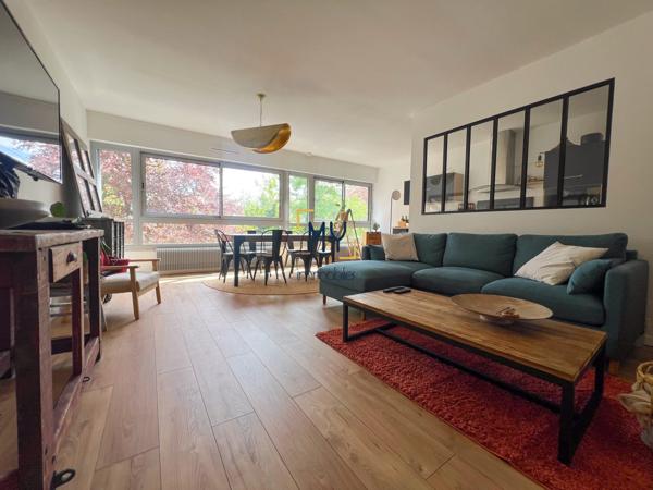 CHARMANT T4 AU DERNIER ÉTAGE DE LA RÉSIDENCE DU VERT BOIS