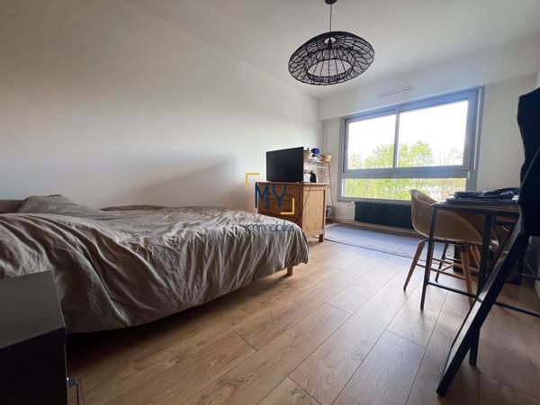 CHARMANT T4 AU DERNIER ÉTAGE DE LA RÉSIDENCE DU VERT BOIS