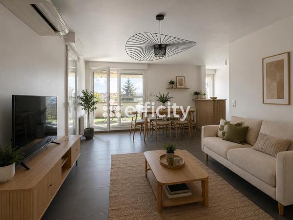 Appartement
         4 pièces
        - 80 m² 300 000 € *