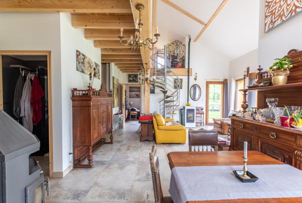 Belle et récente maison en ossature bois