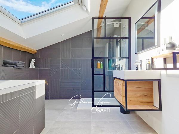 Belle maison intégralement rénovée