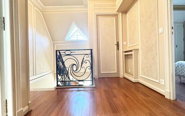 Maison à vendre    6 pièces • 160,32 m2 Ouarville